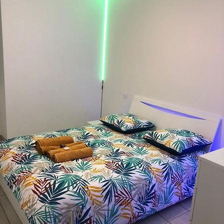 Superbe Appartement ロアンヌ エクステリア 写真